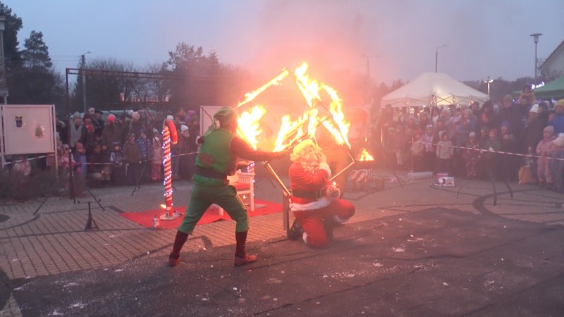 Rozświetlenie choinki w Puszczykowie